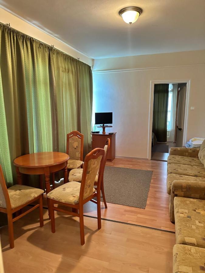 Cozy Garden Apartman Apartman Gyula Kültér fotó